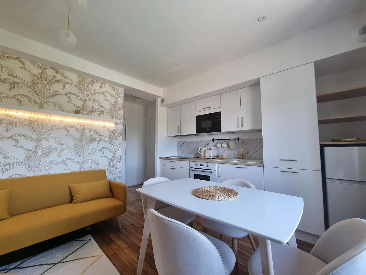 Apartment Le Coco Dore By Madame Conciergerie Bruz France